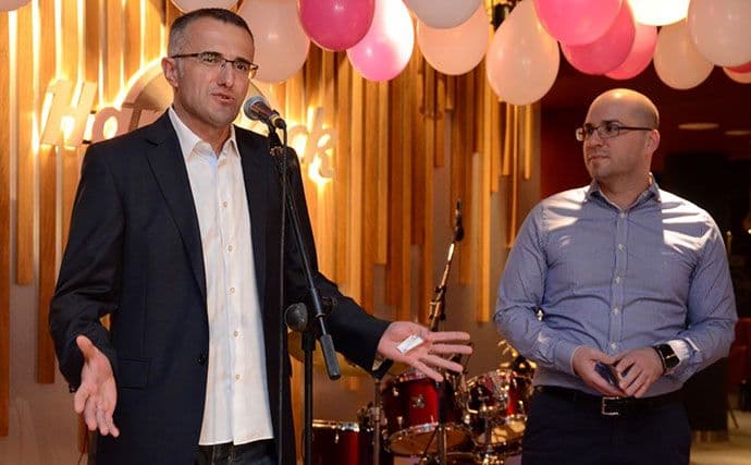 Od danas u ponudi Telekoma Samsung S6 i Samsung S6 Edge Od danas u ponudi Telekoma Samsung S6 i Samsung S6 Edge