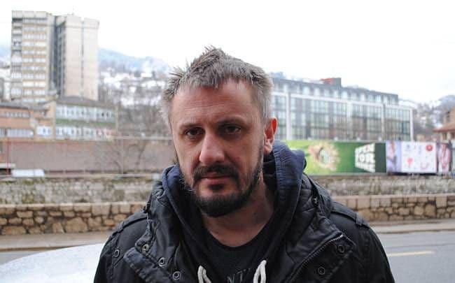 DINO ŠARAN: "Mi smo ovdje samo jedna mala i sasvim nebitna vukojebina" DINO ŠARAN: "Mi smo ovdje samo jedna mala i sasvim nebitna vukojebina"