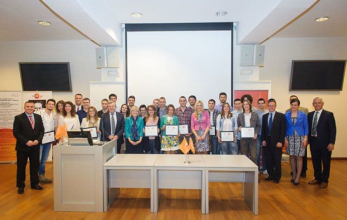 UDG: Dodjeljeni sertifikati polaznicima obuke "Be ready for a new job" UDG: Dodjeljeni sertifikati polaznicima obuke "Be ready for a new job"