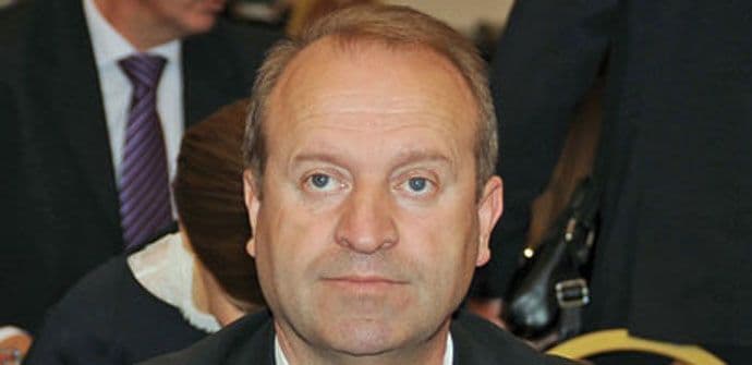 Bralić amandmanski obezbijedio sredstva za elitrifikaciju dijela katuna u Rožajama Bralić amandmanski obezbijedio sredstva za elitrifikaciju dijela katuna u Rožajama