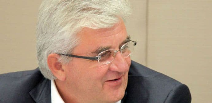 RADULOVIĆ: Budžet će stradati zbog Zakona o strancima RADULOVIĆ: Budžet će stradati zbog Zakona o strancima