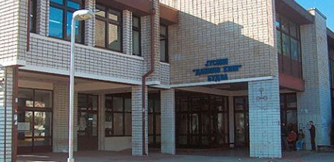 Sjutra konkurs za upis u prvi razred srednje škole Sjutra konkurs za upis u prvi razred srednje škole