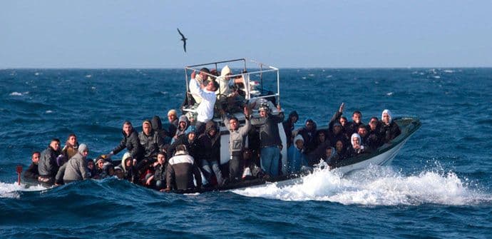 EU pokreće operaciju protiv krijumčara ljudi u Sredozemlju  EU pokreće operaciju protiv krijumčara ljudi u Sredozemlju