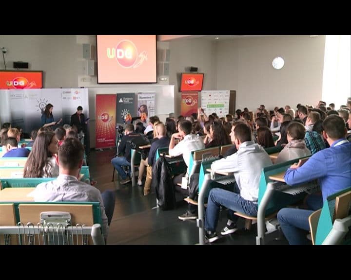 UDG  domaćin srednjoškolcima iz Srbije, BiH, Hrvatske i Crne Gore  (VIDEO) UDG  domaćin srednjoškolcima iz Srbije, BiH, Hrvatske i Crne Gore  (VIDEO)