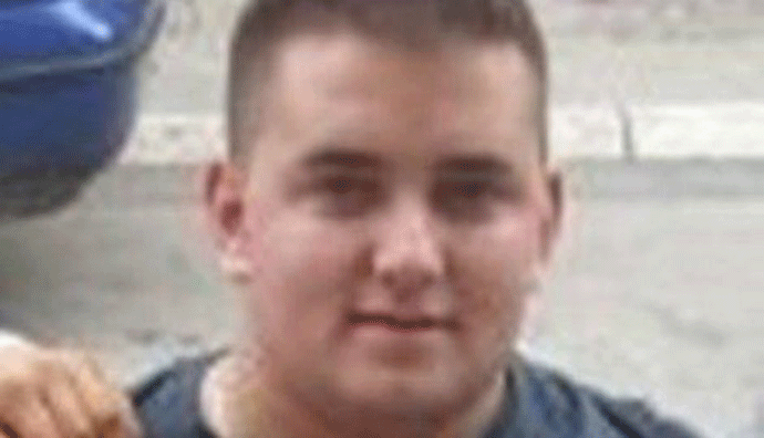 "Avaz": Napadaču iz Zvornika pripadnici policije 1992. ubili oca sa još 750 Bošnjaka  "Avaz": Napadaču iz Zvornika pripadnici policije 1992. ubili oca sa još 750 Bošnjaka