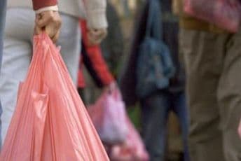 Ministarstvo odlučno: Žestoke kazne za upotrebu plastičnih kesa Ministarstvo odlučno: Žestoke kazne za upotrebu plastičnih kesa