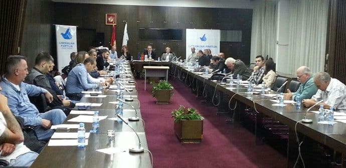 LP: Članstvo u NATO jedini način izlaska iz izolacije  LP: Članstvo u NATO jedini način izlaska iz izolacije