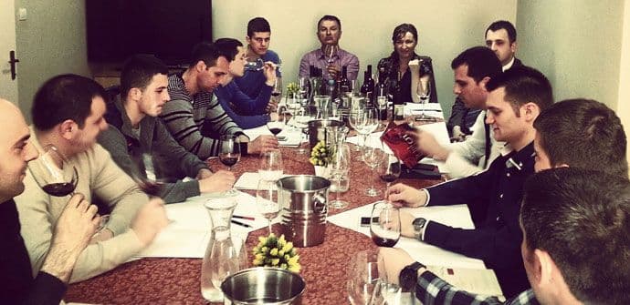 Održana obuka konobara “Svijet vina” Održana obuka konobara “Svijet vina”