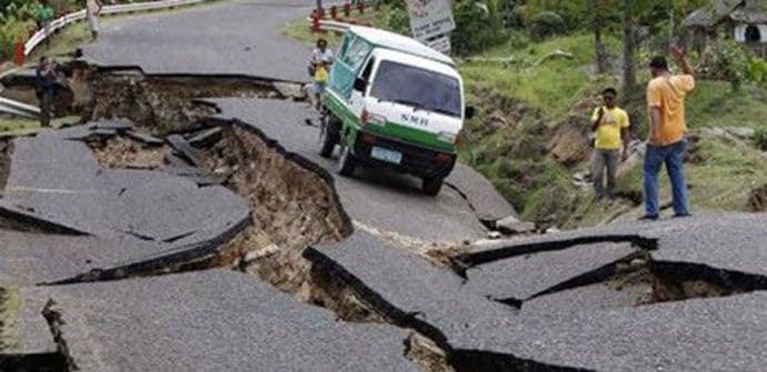 Zemljotres je Katmandu pomjerio - za tri metra! VIDEO Zemljotres je Katmandu pomjerio - za tri metra! VIDEO