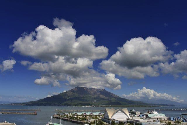 Nude 658 eura mjesečno i velike benefite da se doselite i nađete partnera Nude 658 eura mjesečno i velike benefite da se doselite i nađete partnera