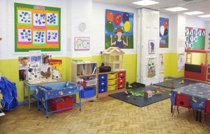 Ne upisivati djecu u vrtiće bez licence Ne upisivati djecu u vrtiće bez licence