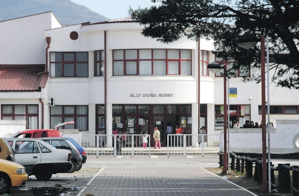 ALFA CENTAR: Saobraćajni časovi za učenike osnovnih škola ALFA CENTAR: Saobraćajni časovi za učenike osnovnih škola