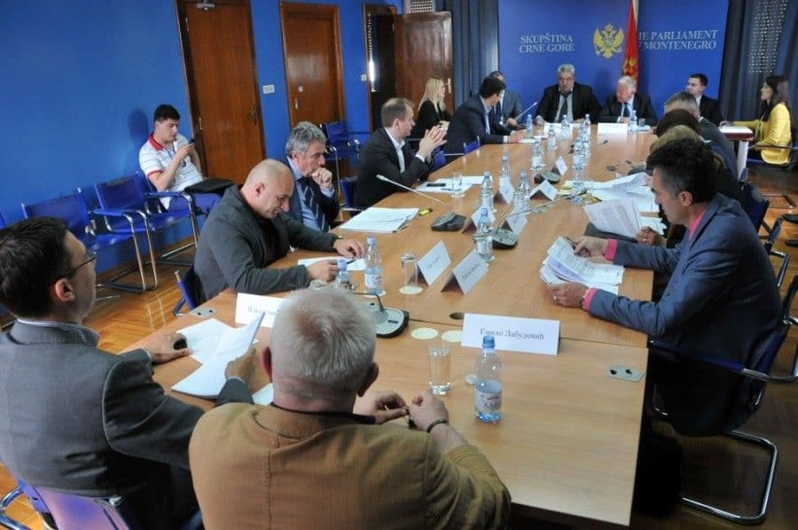 Predlog izmjena Zakona o medijima bez podrške Predlog izmjena Zakona o medijima bez podrške