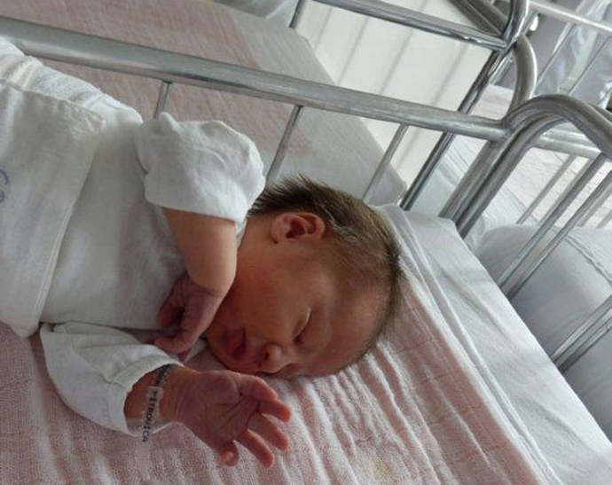 Juče u Podgorici rođeno 27 beba! Juče u Podgorici rođeno 27 beba!