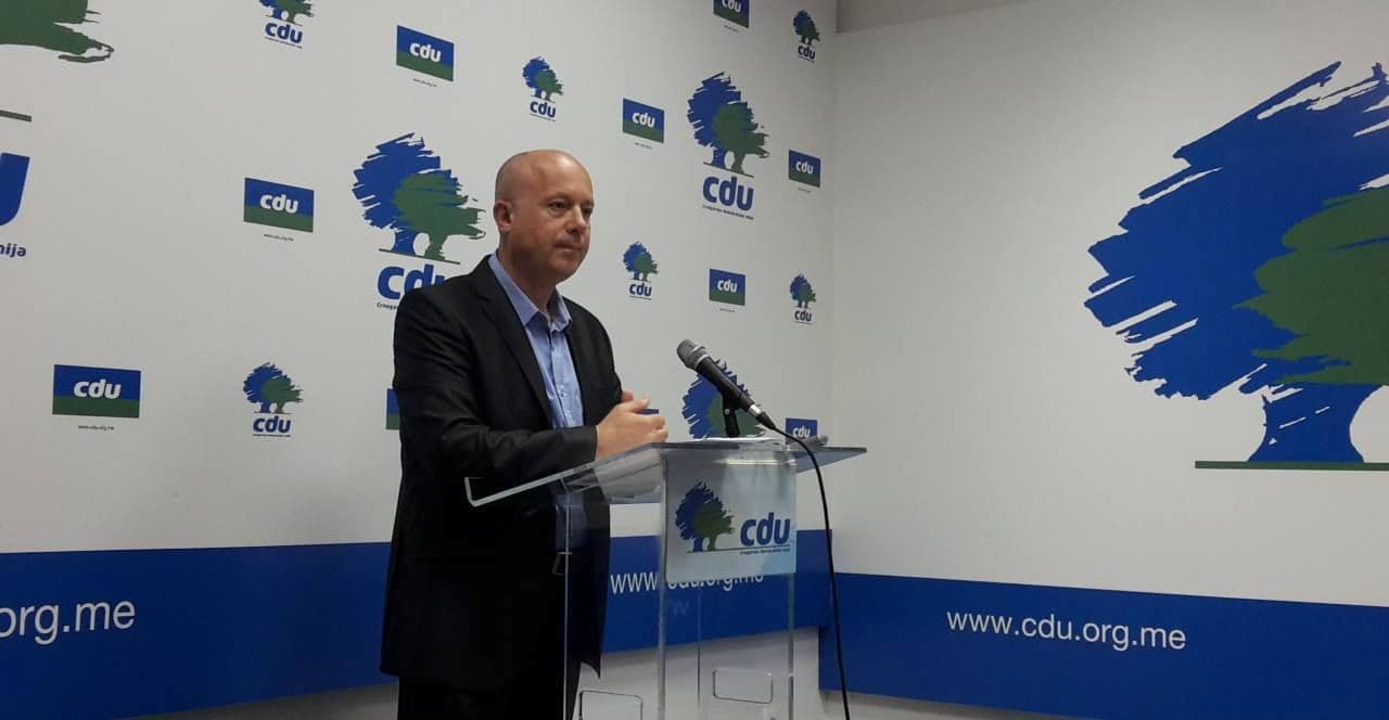 MULIĆ: Urgentno se baviti pitanjem iseljavanja sa sjevera MULIĆ: Urgentno se baviti pitanjem iseljavanja sa sjevera