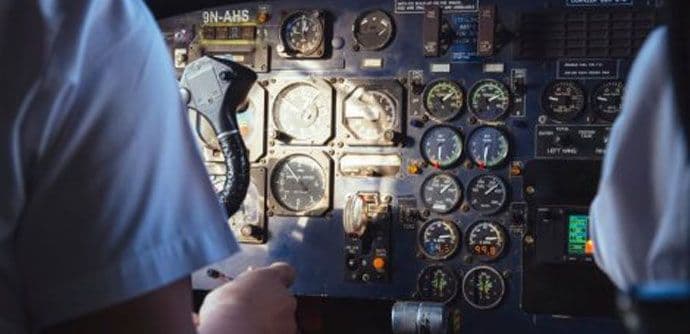 Zbog tragedije "Džermanvingsa" EK planira da mijenja bezbjednosne avio-propise Zbog tragedije "Džermanvingsa" EK planira da mijenja bezbjednosne avio-propise