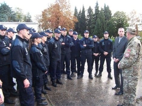 Diplomci V i VI generacije Policijske akademije počeli da odrađuju pripravnički staž Diplomci V i VI generacije Policijske akademije počeli da odrađuju pripravnički staž