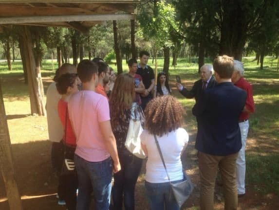 Učesnik NOR-a Ljubo Sekulić održao mladima Pozitivne javni čas Učesnik NOR-a Ljubo Sekulić održao mladima Pozitivne javni čas