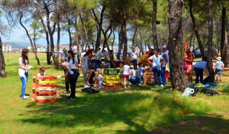Na Ćemovskom polju sadržaji za stoni tenis, nove kante za otpad Na Ćemovskom polju sadržaji za stoni tenis, nove kante za otpad