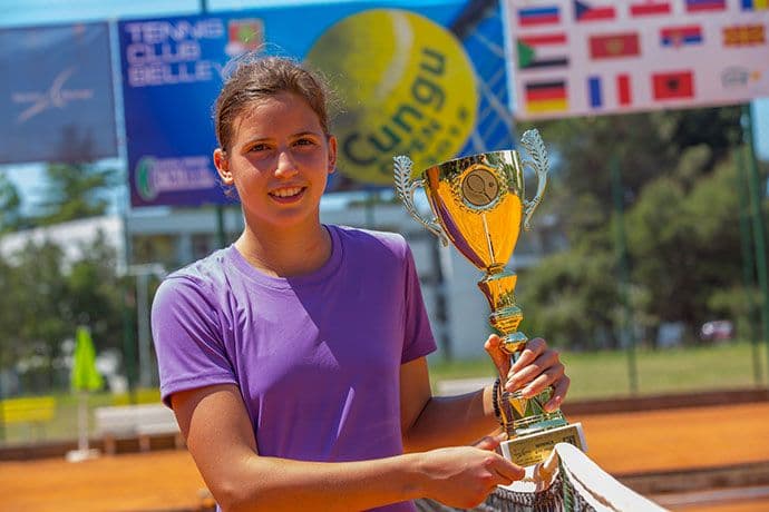 Drašković osvojila turnir u Ulcinju Drašković osvojila turnir u Ulcinju