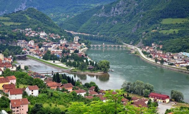 Poginuo od mine berući pečurke Poginuo od mine berući pečurke
