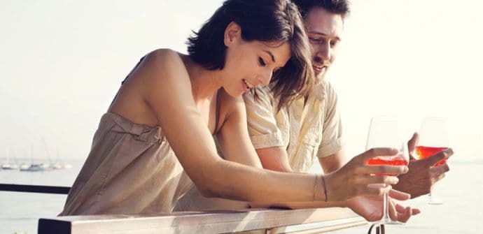 Šta nas čini srećnim: Nekad nam je bilo važno obrazovanje, a danas... Šta nas čini srećnim: Nekad nam je bilo važno obrazovanje, a danas...