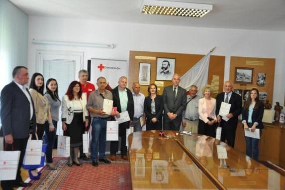 Dodijeljene nagrade za dobrovoljno davalaštvo krvi Dodijeljene nagrade za dobrovoljno davalaštvo krvi