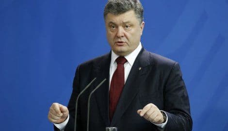 Porošenko: Koristimo primirje za naoružavanje Porošenko: Koristimo primirje za naoružavanje