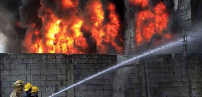 Požar u fabrici na Filipinima odnio više od 30 života, desetine radnika nestale Požar u fabrici na Filipinima odnio više od 30 života, desetine radnika nestale