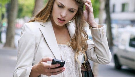 Naučnici iz cijelog svijeta: Mobilni telefoni nas ubijaju prije vremena Naučnici iz cijelog svijeta: Mobilni telefoni nas ubijaju prije vremena