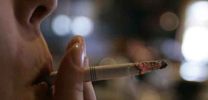 Nova ograničenja na duvanske proizvode: Cigarete ni na fotografiji, kazna do 20.000 eura Nova ograničenja na duvanske proizvode: Cigarete ni na fotografiji, kazna do 20.000 eura