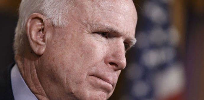 Mekejn odbio mjesto savjetnika Porošenka Mekejn odbio mjesto savjetnika Porošenka