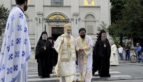 SABOR SPC: Žestoka svađa Amfilohija i Irineja bačkog SABOR SPC: Žestoka svađa Amfilohija i Irineja bačkog