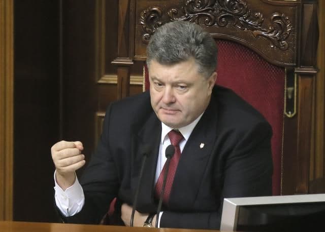 Porošenko zabranio simbole SSSR-a Porošenko zabranio simbole SSSR-a