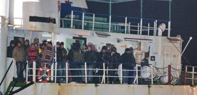 Džihadisti do Evrope stižu brodovima sa migrantima Džihadisti do Evrope stižu brodovima sa migrantima