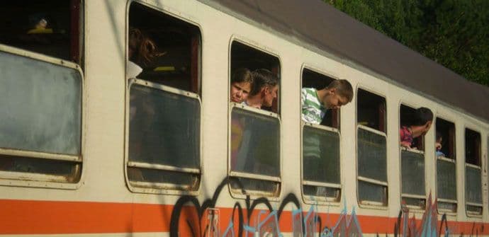 Voz iz Bara za Beograd zbog kvara četiri sata stajao u tunelu Voz iz Bara za Beograd zbog kvara četiri sata stajao u tunelu