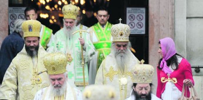 Sveštenici iz regiona će morati da polažu crnogorski jezik Sveštenici iz regiona će morati da polažu crnogorski jezik