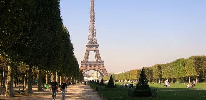 Francuska Ujedinjena protestantska crkva odobrila istopolne brakove Francuska Ujedinjena protestantska crkva odobrila istopolne brakove