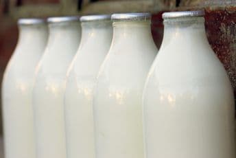 "To se više ne može trpjeti": Uskoro skaču i cijene mlijeka? "To se više ne može trpjeti": Uskoro skaču i cijene mlijeka?