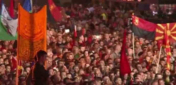 Makedonija: Albanske stranke se pridružuju protestima Makedonija: Albanske stranke se pridružuju protestima