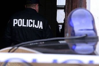 Likvidiran muškarac, ubica došao motorom Likvidiran muškarac, ubica došao motorom