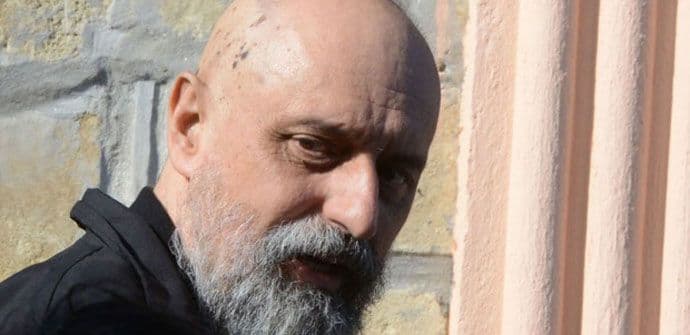 Hag: Hadžić privremeno na slobodi Hag: Hadžić privremeno na slobodi