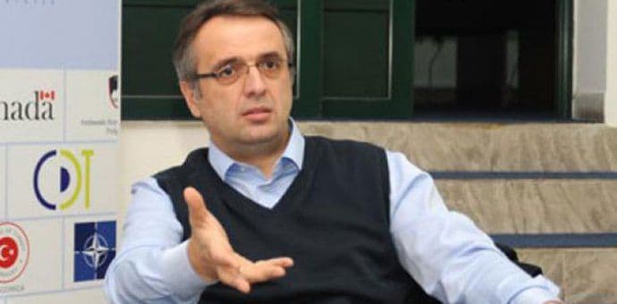 Opozicija DF-u: Ozbiljni protesti zahtijevaju ozbiljne pripreme Opozicija DF-u: Ozbiljni protesti zahtijevaju ozbiljne pripreme