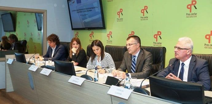 Potrebno slobodno trgovinsko tržište usluga Potrebno slobodno trgovinsko tržište usluga