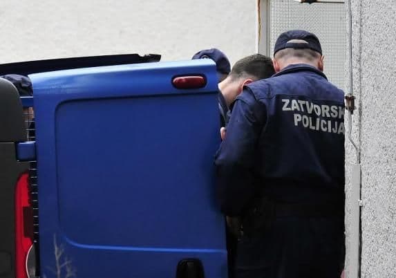 Bivši zaštićeni svjedok ubistva Šćekića tražio azil u Srbiji Bivši zaštićeni svjedok ubistva Šćekića tražio azil u Srbiji