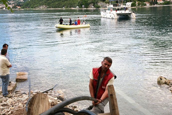 EPCG: Postavljen podvodni kabl za rezervno napajanje Bijele i Morinja EPCG: Postavljen podvodni kabl za rezervno napajanje Bijele i Morinja