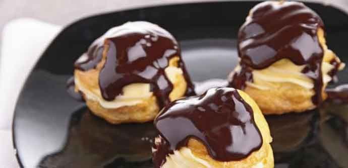 Profiterole: Ko može da im odoli? Profiterole: Ko može da im odoli?