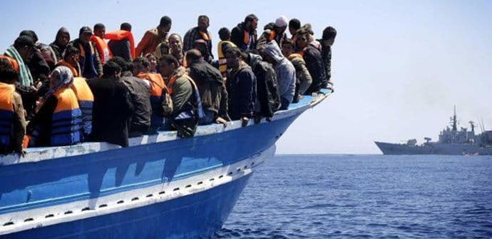 Spašen 741 imigrant sa šest brodova kod Sicilije Spašen 741 imigrant sa šest brodova kod Sicilije