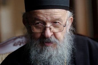 Umro raščinjeni vladika Artemije Umro raščinjeni vladika Artemije