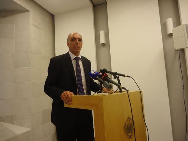 ŠIMRAK: Nastavljaju se radovi na gradnji kolektora u H. Novom ŠIMRAK: Nastavljaju se radovi na gradnji kolektora u H. Novom